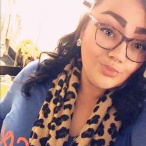 Meet your Posher, Sara